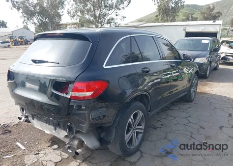 2018 Mercedes-Benz Glc 300 from USA, damaged, VIN WDC0G4JB6JV035448